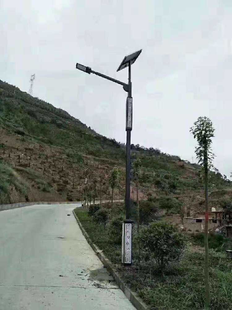 东兴区仿古太阳能路灯